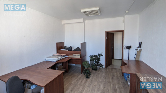Продаж 4 кімнатної квартири (100/55/17), 15 пов. 17 пов. будинку, <a class="location-link" href="/kiev/" title="Недвижимость Київ">Київ</a>, <a class="location-link" href="/kiev/goloseevskij/" title="Недвижимость Голосіївський район">Голосіївський р-н</a>, пр. Лобановського 126-Г ( <img src="https://megamakler.com.ua/metro/0000ff.gif" alt="" class="metro" /> м. Демеевская ) (изображение 12)