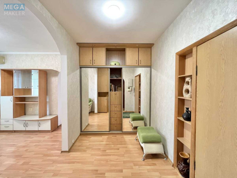 Оренда 2 кімнатної квартири, <a class="location-link" href="/kiev/" title="Недвижимость Київ">Київ</a>, <a class="location-link" href="/kiev/pecherskij/" title="Недвижимость Печерський район">Печерський р-н</a>, Виноградний пров., 1/11 (изображение 18)