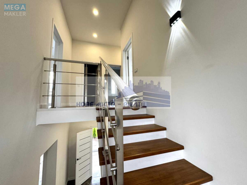 Продаж дома, 2&nbsp;поверху, 165&nbsp;кв.м, 5&nbsp;кімнат, ділянка 6&nbsp;соток, <a class="location-link" href="/kiev/" title="Недвижимость Київ">Київ</a>, <a class="location-link" href="/kiev/darnickij/" title="Недвижимость Дарницький район">Дарницький р-н</a>, 56-я Садовая ул. (изображение 9)