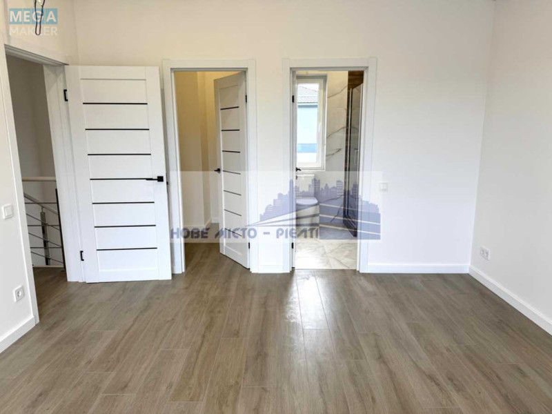 Продаж дома, 2&nbsp;поверху, 165&nbsp;кв.м, 5&nbsp;кімнат, ділянка 6&nbsp;соток, <a class="location-link" href="/kiev/" title="Недвижимость Київ">Київ</a>, <a class="location-link" href="/kiev/darnickij/" title="Недвижимость Дарницький район">Дарницький р-н</a>, 56-я Садовая ул. (изображение 14)