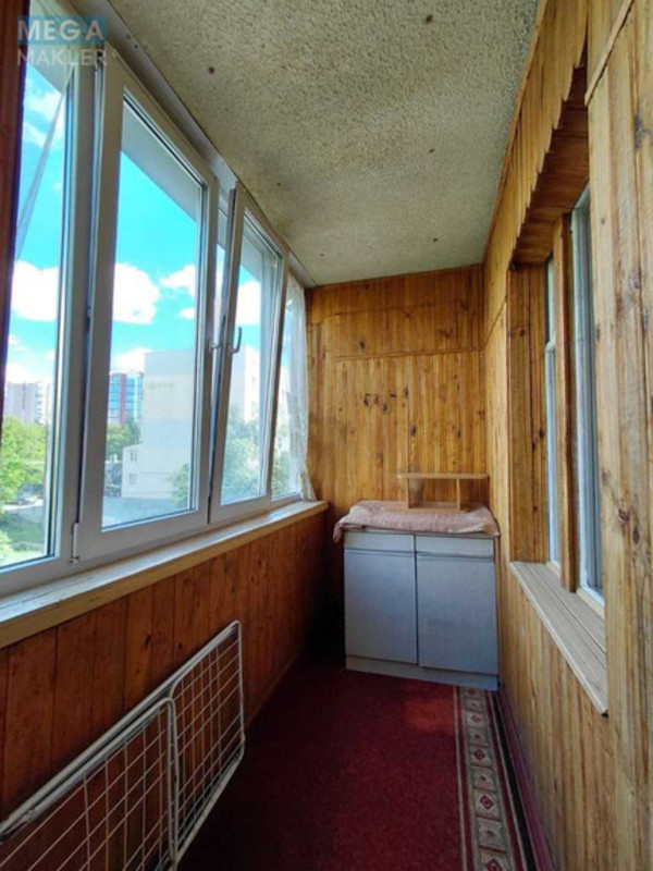 Продаж 3 кімнатної квартири (67/40/9), 3 пов. 9 пов. будинку, <a class="location-link" href="/lutsk/" title="Недвижимость Луцьк">Луцьк</a>, Відродження, 49 (изображение 13)