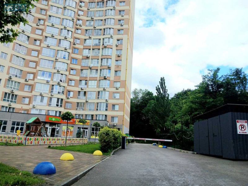 Оренда 1 кімнатної квартири, <a class="location-link" href="/kiev/" title="Недвижимость Київ">Київ</a>, <a class="location-link" href="/kiev/solomenskij/" title="Недвижимость Солом'янський район">Солом'янський р-н</a>, Новополевая ул., 2 (изображение 2)