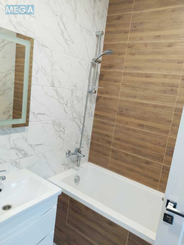 Оренда 1 кімнатної квартири, <a class="location-link" href="/kiev/" title="Недвижимость Київ">Київ</a>, <a class="location-link" href="/kiev/solomenskij/" title="Недвижимость Солом'янський район">Солом'янський р-н</a>, Новополевая ул., 2 (изображение 10)
