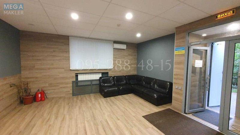 Продаж комерційної нерухомості, 317&nbsp;кв.м, под офис, <a class="location-link" href="/kiev/" title="Недвижимость Київ">Київ</a>, <a class="location-link" href="/kiev/pecherskij/" title="Недвижимость Печерський район">Печерський р-н</a>, Лесі Українки бульв., 10а (изображение 3)