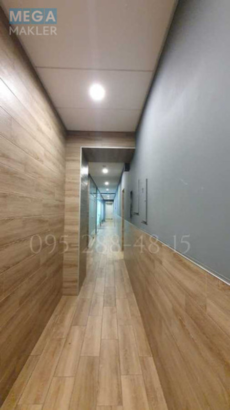 Продаж комерційної нерухомості, 317&nbsp;кв.м, под офис, <a class="location-link" href="/kiev/" title="Недвижимость Київ">Київ</a>, <a class="location-link" href="/kiev/pecherskij/" title="Недвижимость Печерський район">Печерський р-н</a>, Лесі Українки бульв., 10а (изображение 12)