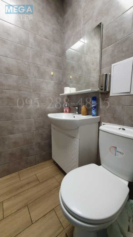 Продаж комерційної нерухомості, 317&nbsp;кв.м, под офис, <a class="location-link" href="/kiev/" title="Недвижимость Київ">Київ</a>, <a class="location-link" href="/kiev/pecherskij/" title="Недвижимость Печерський район">Печерський р-н</a>, Лесі Українки бульв., 10а (изображение 19)