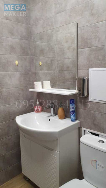 Продаж комерційної нерухомості, 317&nbsp;кв.м, под офис, <a class="location-link" href="/kiev/" title="Недвижимость Київ">Київ</a>, <a class="location-link" href="/kiev/pecherskij/" title="Недвижимость Печерський район">Печерський р-н</a>, Лесі Українки бульв., 10а (изображение 20)