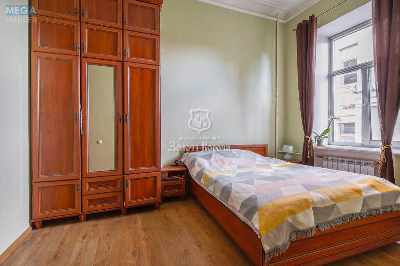 Продаж 3 кімнатної квартири (64/42/7), 3 пов. 4 пов. будинку, <a class="location-link" href="/kiev/" title="Недвижимость Київ">Київ</a>, <a class="location-link" href="/kiev/podolskij/" title="Недвижимость Подільський район">Подільський р-н</a>, Набережно-Хрещатицька вул., 7 (изображение 8)