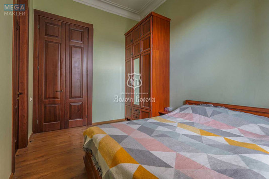 Продаж 3 кімнатної квартири (64/42/7), 3 пов. 4 пов. будинку, <a class="location-link" href="/kiev/" title="Недвижимость Київ">Київ</a>, <a class="location-link" href="/kiev/podolskij/" title="Недвижимость Подільський район">Подільський р-н</a>, Набережно-Хрещатицька вул., 7 (изображение 9)