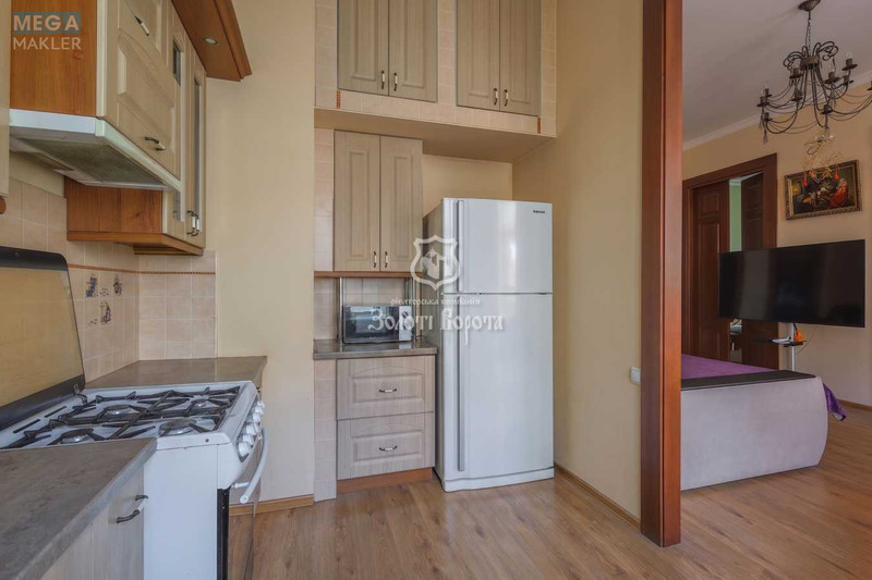 Продаж 3 кімнатної квартири (64/42/7), 3 пов. 4 пов. будинку, <a class="location-link" href="/kiev/" title="Недвижимость Київ">Київ</a>, <a class="location-link" href="/kiev/podolskij/" title="Недвижимость Подільський район">Подільський р-н</a>, Набережно-Хрещатицька вул., 7 (изображение 15)