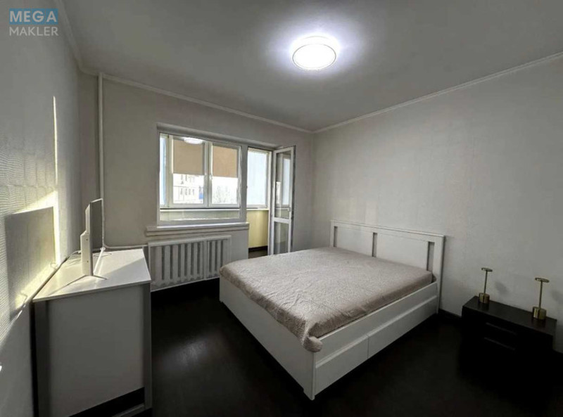 Продаж 2 кімнатної квартири (52,3/30/8), 8 пов. 9 пов. будинку, <a class="location-link" href="/kiev/" title="Недвижимость Київ">Київ</a>, <a class="location-link" href="/kiev/goloseevskij/" title="Недвижимость Голосіївський район">Голосіївський р-н</a>, Бурмистенко ул., 12 (изображение 4)