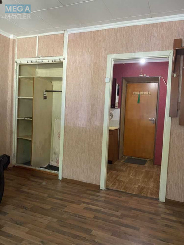 Продаж 4 кімнатної квартири (24/?/?), 1 пов. 5 пов. будинку, <a class="location-link" href="/kiev/" title="Недвижимость Київ">Київ</a>, <a class="location-link" href="/kiev/goloseevskij/" title="Недвижимость Голосіївський район">Голосіївський р-н</a>, Василя Жуковського пров., 14 (изображение 2)