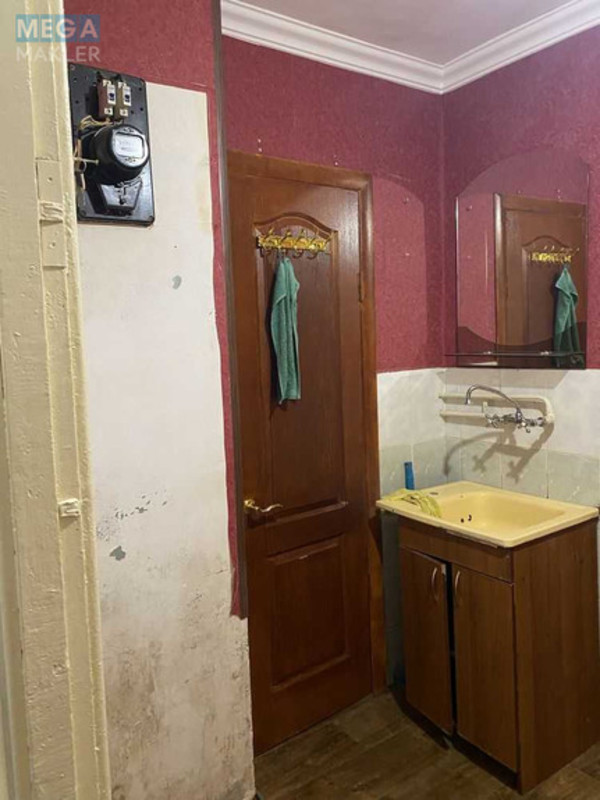 Продаж 4 кімнатної квартири (24/?/?), 1 пов. 5 пов. будинку, <a class="location-link" href="/kiev/" title="Недвижимость Київ">Київ</a>, <a class="location-link" href="/kiev/goloseevskij/" title="Недвижимость Голосіївський район">Голосіївський р-н</a>, Василя Жуковського пров., 14 (изображение 3)