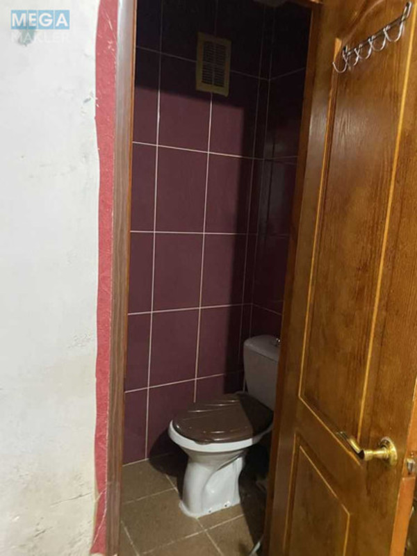 Продаж 4 кімнатної квартири (24/?/?), 1 пов. 5 пов. будинку, <a class="location-link" href="/kiev/" title="Недвижимость Київ">Київ</a>, <a class="location-link" href="/kiev/goloseevskij/" title="Недвижимость Голосіївський район">Голосіївський р-н</a>, Василя Жуковського пров., 14 (изображение 4)