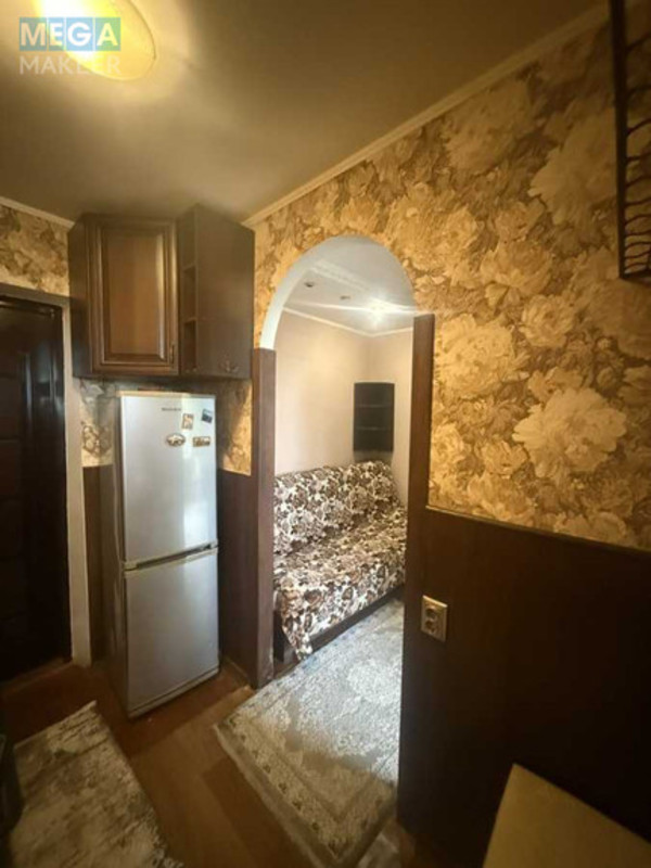 Продаж 1 кімнатної квартири (21,3/12/3,7), 4 пов. 9 пов. будинку, <a class="location-link" href="/kiev/" title="Недвижимость Київ">Київ</a>, <a class="location-link" href="/kiev/goloseevskij/" title="Недвижимость Голосіївський район">Голосіївський р-н</a>, Науки просп., 98 (изображение 2)