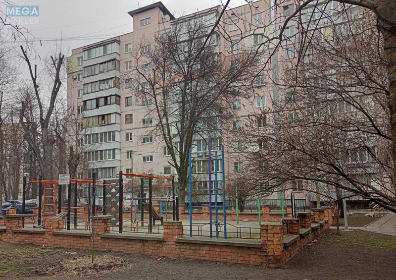 Продаж 3 кімнатної квартири (63/39/7), 1 пов. 9 пов. будинку, <a class="location-link" href="/kiev/" title="Недвижимость Київ">Київ</a>, <a class="location-link" href="/kiev/pecherskij/" title="Недвижимость Печерський район">Печерський р-н</a>, Евгения Коновальца ул., 37 (изображение 15)