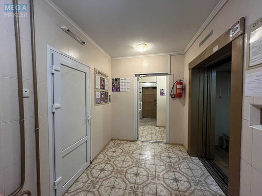 Продаж 2 кімнатної квартири (85/43/17), 16 пов. 16 пов. будинку, <a class="location-link" href="/kiev/" title="Недвижимость Київ">Київ</a>, <a class="location-link" href="/kiev/darnickij/" title="Недвижимость Дарницький район">Дарницький р-н</a>, Бориса Гмирі вул., 11 (изображение 18)