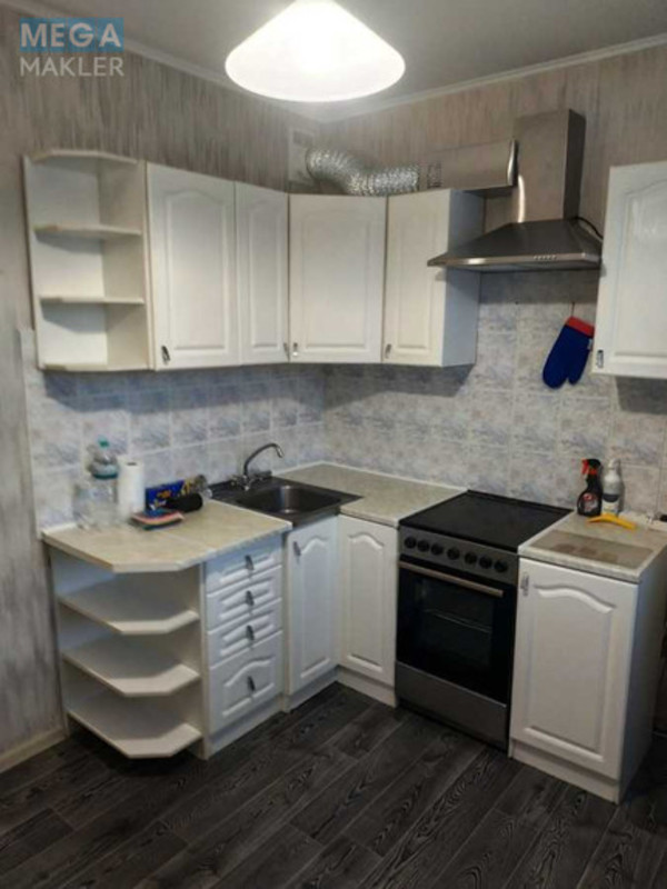 Оренда 1 кімнатної квартири, <a class="location-link" href="/kiev/" title="Недвижимость Київ">Київ</a>, <a class="location-link" href="/kiev/goloseevskij/" title="Недвижимость Голосіївський район">Голосіївський р-н</a>, Академіка Глушкова просп., 51 (изображение 4)
