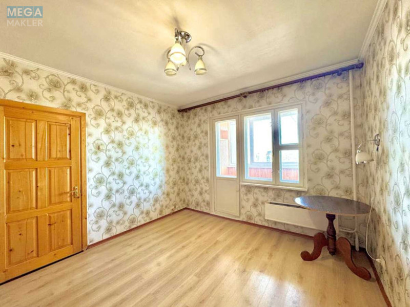 Продаж 3 кімнатної квартири (84/44/9), 16 пов. 16 пов. будинку, <a class="location-link" href="/kiev/" title="Недвижимость Київ">Київ</a>, <a class="location-link" href="/kiev/desnyanskij/" title="Недвижимость Деснянський район">Деснянський р-н</a>, Николая Закревского ул., 35 (изображение 4)