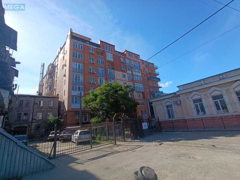 Оренда 1 кімнатної квартири, <a class="location-link" href="/odessa/" title="Недвижимость Одеса">Одеса</a>, <a class="location-link" href="/odessa/primorskij/" title="Недвижимость Приморський район">Приморський р-н</a>, Книжный переулок, 19 (изображение 3)