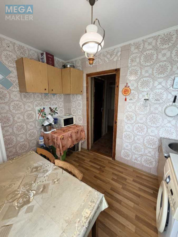 Продаж 4 кімнатної квартири (79,8/52,5/7,4), 4 пов. 4 пов. будинку, <a class="location-link" href="/cibli/" title="Недвижимость Циблі">Циблі</a>, Набережна, 10 (изображение 5)