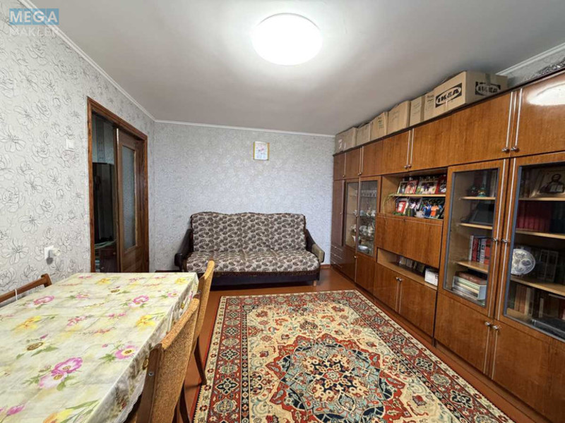 Продаж 4 кімнатної квартири (79,8/52,5/7,4), 4 пов. 4 пов. будинку, <a class="location-link" href="/cibli/" title="Недвижимость Циблі">Циблі</a>, Набережна, 10 (изображение 9)