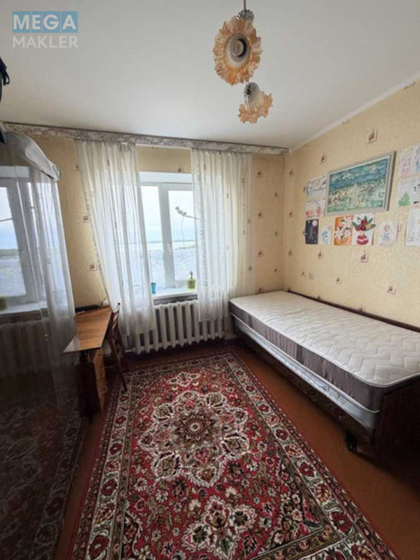 Продаж 4 кімнатної квартири (79,8/52,5/7,4), 4 пов. 4 пов. будинку, <a class="location-link" href="/cibli/" title="Недвижимость Циблі">Циблі</a>, Набережна, 10 (изображение 10)