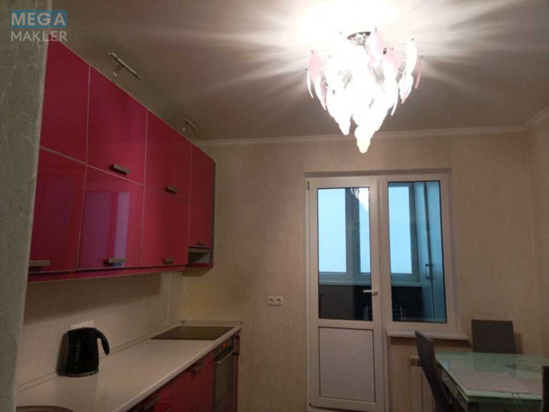 Оренда 1 кімнатної квартири, <a class="location-link" href="/kiev/" title="Недвижимость Київ">Київ</a>, <a class="location-link" href="/kiev/darnickij/" title="Недвижимость Дарницький район">Дарницький р-н</a>, Урловская ул., 30 (изображение 7)