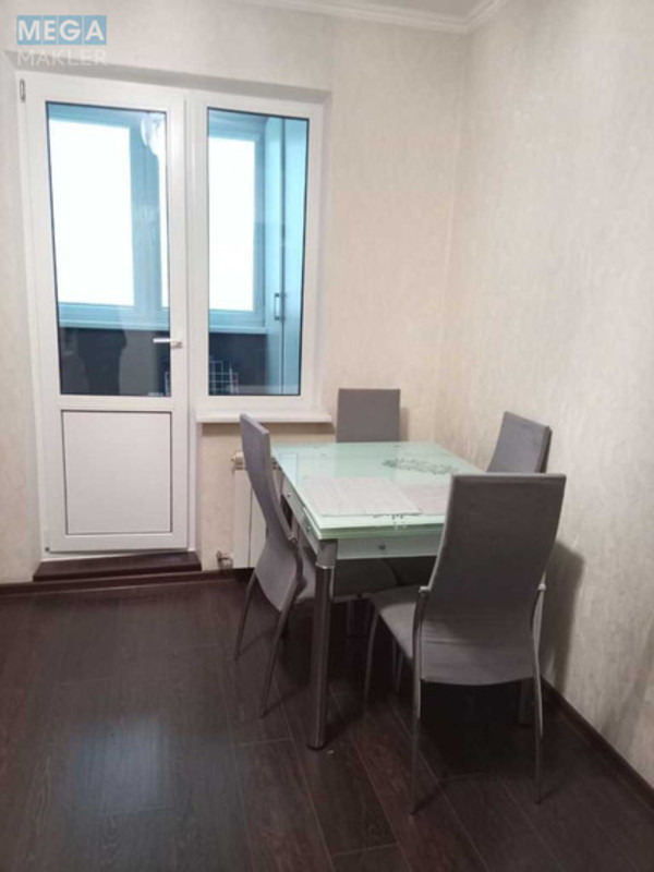 Оренда 1 кімнатної квартири, <a class="location-link" href="/kiev/" title="Недвижимость Київ">Київ</a>, <a class="location-link" href="/kiev/darnickij/" title="Недвижимость Дарницький район">Дарницький р-н</a>, Урловская ул., 30 (изображение 8)