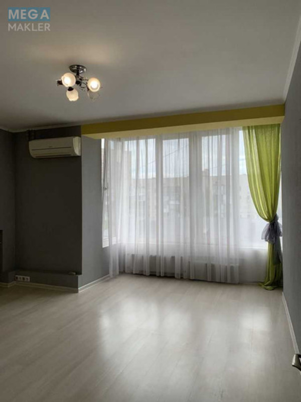 Продаж 1 кімнатної квартири (44,8/24/6,7), 8 пов. 9 пов. будинку, <a class="location-link" href="/kiev/" title="Недвижимость Київ">Київ</a>, <a class="location-link" href="/kiev/darnickij/" title="Недвижимость Дарницький район">Дарницький р-н</a>, Вереснева вул., 12а (изображение 2)