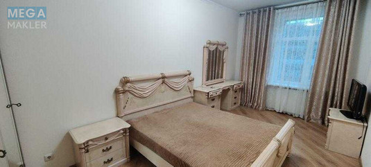 Продаж 2 кімнатної квартири (71,5/?/14,4), 5 пов. 5 пов. будинку, <a class="location-link" href="/kiev/" title="Недвижимость Київ">Київ</a>, <a class="location-link" href="/kiev/dneprovskij/" title="Недвижимость Дніпровський район">Дніпровський р-н</a>, Краківська вул., 7 (изображение 4)