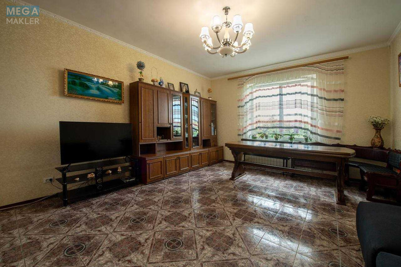 Продаж дома, 1&nbsp; поверх, 200&nbsp;кв.м, 4&nbsp;кімнати, ділянка 6&nbsp;соток, <a class="location-link" href="/odessa/" title="Недвижимость Одеса">Одеса</a>, <a class="location-link" href="/odessa/kievskij/" title="Недвижимость Київський район">Київський р-н</a>, Ромашковая, 76 (изображение 8)