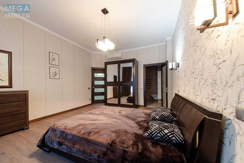Оренда 2 кімнатної квартири, <a class="location-link" href="/kiev/" title="Недвижимость Київ">Київ</a>, <a class="location-link" href="/kiev/pecherskij/" title="Недвижимость Печерський район">Печерський р-н</a>, Андрія Верхогляда вул., 12 (изображение 4)