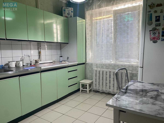 Оренда 3 кімнатної квартири, <a class="location-link" href="/dnepropetrovsk/" title="Недвижимость Дніпра">Дніпро</a>, Набережна Перемоги, 118 (изображение 2)