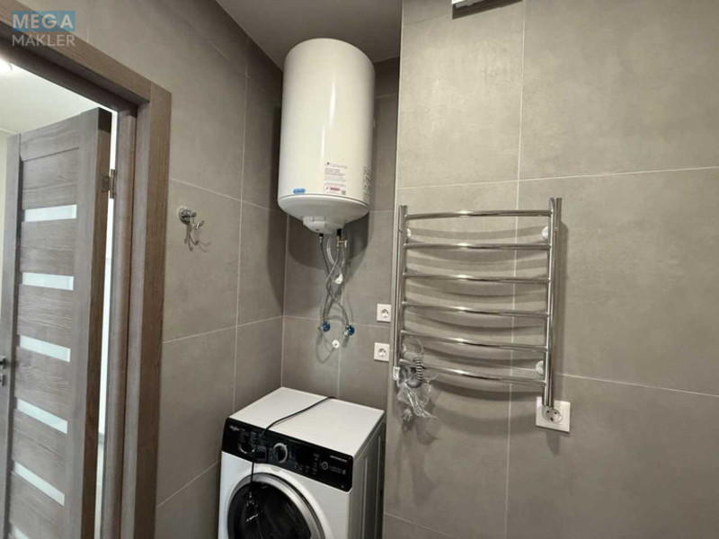 Оренда 1 кімнатної квартири, <a class="location-link" href="/kiev/" title="Недвижимость Київ">Київ</a>, <a class="location-link" href="/kiev/solomenskij/" title="Недвижимость Солом'янський район">Солом'янський р-н</a>, Народного Ополчения ул., 11в (изображение 10)