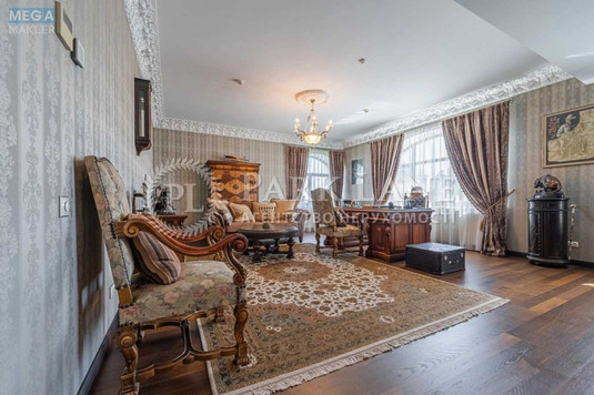 Продаж дома, 2&nbsp;поверху, 1&nbsp;399,70&nbsp;кв.м, 9&nbsp;кімнат, ділянка 10&nbsp;соток, <a class="location-link" href="/kiev/" title="Недвижимость Київ">Київ</a>, <a class="location-link" href="/kiev/pecherskij/" title="Недвижимость Печерський район">Печерський р-н</a>, Дубенська вул., 17 (изображение 19)