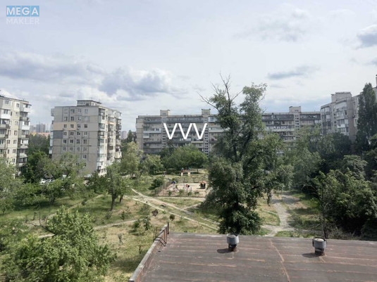 Продаж 3 кімнатної квартири (64,5/38/5,9), 5 пов. 9 пов. будинку, <a class="location-link" href="/kiev/" title="Недвижимость Київ">Київ</a>, <a class="location-link" href="/kiev/dneprovskij/" title="Недвижимость Дніпровський район">Дніпровський р-н</a>, Івана Миколайчука вул., 19 (изображение 11)