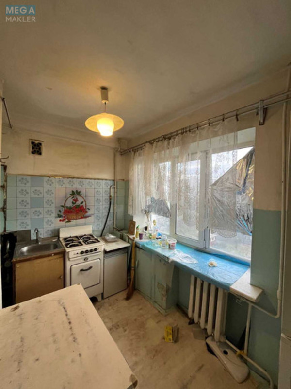 Продаж 2 кімнатної квартири (45/29/7), 5 пов. 9 пов. будинку, <a class="location-link" href="/kiev/" title="Недвижимость Київ">Київ</a>, <a class="location-link" href="/kiev/desnyanskij/" title="Недвижимость Деснянський район">Деснянський р-н</a>, Милютенко ул., 28а (изображение 2)