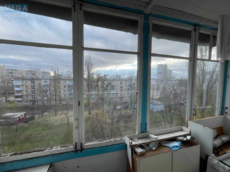 Продаж 2 кімнатної квартири (45/29/7), 5 пов. 9 пов. будинку, <a class="location-link" href="/kiev/" title="Недвижимость Київ">Київ</a>, <a class="location-link" href="/kiev/desnyanskij/" title="Недвижимость Деснянський район">Деснянський р-н</a>, Милютенко ул., 28а (изображение 9)