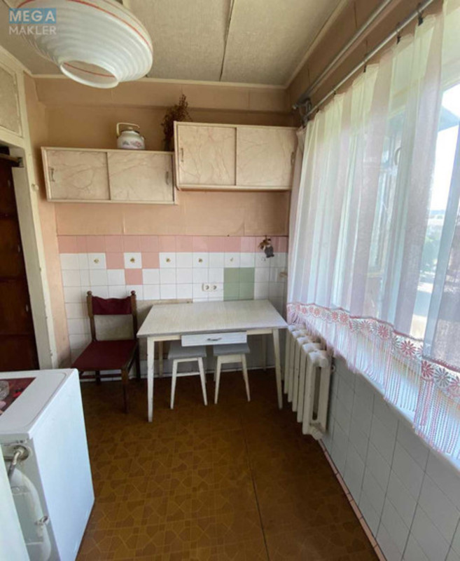 Оренда 2 кімнатної квартири, <a class="location-link" href="/kiev/" title="Недвижимость Київ">Київ</a>, <a class="location-link" href="/kiev/dneprovskij/" title="Недвижимость Дніпровський район">Дніпровський р-н</a>, Харьковское шоссе, 4/1 (изображение 5)