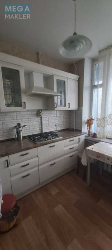 Оренда 2 кімнатної квартири, <a class="location-link" href="/kiev/" title="Недвижимость Київ">Київ</a>, <a class="location-link" href="/kiev/pecherskij/" title="Недвижимость Печерський район">Печерський р-н</a>, Лесі Українки бульв., 36В (изображение 8)