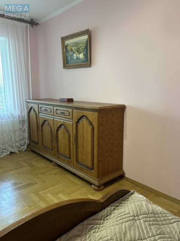 Продаж 3 кімнатної квартири (86/?/7,5), 3 пов. 16 пов. будинку, <a class="location-link" href="/kiev/" title="Недвижимость Київ">Київ</a>, <a class="location-link" href="/kiev/darnickij/" title="Недвижимость Дарницький район">Дарницький р-н</a>, Ревуцького вул., 13 (изображение 8)