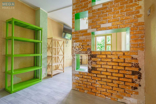 Продаж 3 кімнатної квартири (71/46/6,5), 2 пов. 9 пов. будинку, <a class="location-link" href="/kiev/" title="Недвижимость Київ">Київ</a>, <a class="location-link" href="/kiev/svyatoshinskij/" title="Недвижимость Святошинський район">Святошинський р-н</a>, Академіка Корольова просп., 12г (изображение 9)