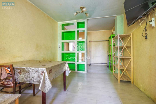 Продаж 3 кімнатної квартири (71/46/6,5), 2 пов. 9 пов. будинку, <a class="location-link" href="/kiev/" title="Недвижимость Київ">Київ</a>, <a class="location-link" href="/kiev/svyatoshinskij/" title="Недвижимость Святошинський район">Святошинський р-н</a>, Академіка Корольова просп., 12г (изображение 10)