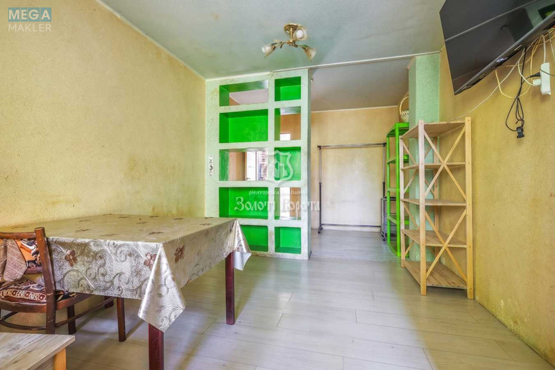 Продаж 3 кімнатної квартири (71/46/6,5), 2 пов. 9 пов. будинку, <a class="location-link" href="/kiev/" title="Недвижимость Київ">Київ</a>, <a class="location-link" href="/kiev/svyatoshinskij/" title="Недвижимость Святошинський район">Святошинський р-н</a>, Академіка Корольова просп., 12г (изображение 10)