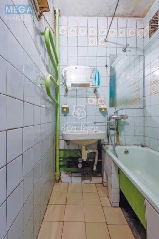 Продаж 3 кімнатної квартири (71/46/6,5), 2 пов. 9 пов. будинку, <a class="location-link" href="/kiev/" title="Недвижимость Київ">Київ</a>, <a class="location-link" href="/kiev/svyatoshinskij/" title="Недвижимость Святошинський район">Святошинський р-н</a>, Академіка Корольова просп., 12г (изображение 12)
