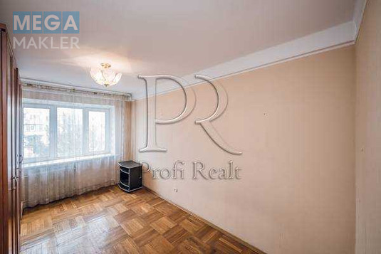 Продаж 3 кімнатної квартири (69/42/7), 9 пов. 9 пов. будинку, <a class="location-link" href="/kiev/" title="Недвижимость Київ">Київ</a>, <a class="location-link" href="/kiev/pecherskij/" title="Недвижимость Печерський район">Печерський р-н</a>, Велика Васильківська вулиця, 102 (изображение 4)