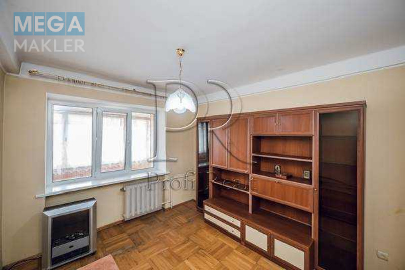 Продаж 3 кімнатної квартири (69/42/7), 9 пов. 9 пов. будинку, <a class="location-link" href="/kiev/" title="Недвижимость Київ">Київ</a>, <a class="location-link" href="/kiev/pecherskij/" title="Недвижимость Печерський район">Печерський р-н</a>, Велика Васильківська вулиця, 102 (изображение 9)