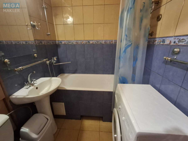 Оренда 1 кімнатної квартири, <a class="location-link" href="/kiev/" title="Недвижимость Київ">Київ</a>, <a class="location-link" href="/kiev/darnickij/" title="Недвижимость Дарницький район">Дарницький р-н</a>, Новодарницька вул., 23 (изображение 2)