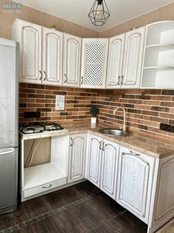 Продаж 3 кімнатної квартири (59/30/7), 2 пов. 5 пов. будинку, <a class="location-link" href="/kiev/" title="Недвижимость Київ">Київ</a>, <a class="location-link" href="/kiev/solomenskij/" title="Недвижимость Солом'янський район">Солом'янський р-н</a>, Вацлава Гавела бульв., 89/25 (изображение 4)
